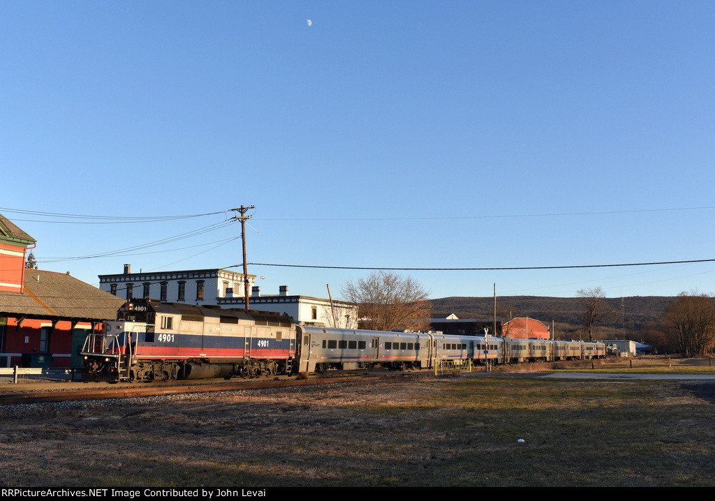 Westbound late afternoon NJT Train